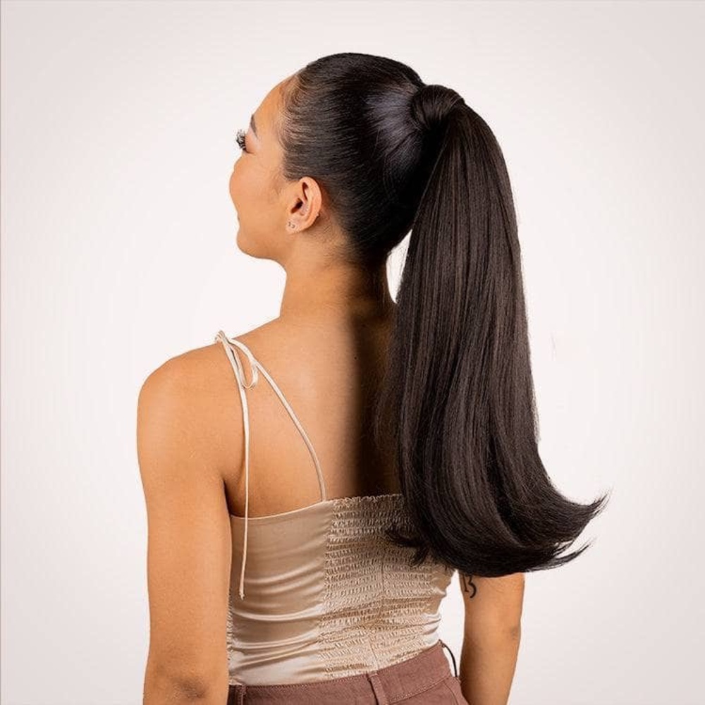 NWOT INH Insert Name Here Lola Ponytail Extension Ombré Black Brown to Burgundy